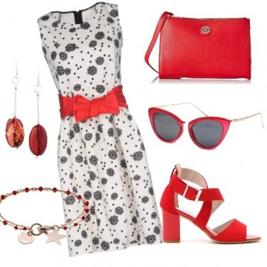 Outfit Dettagli in rosso