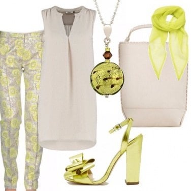 Outfit L\'eleganza in beige