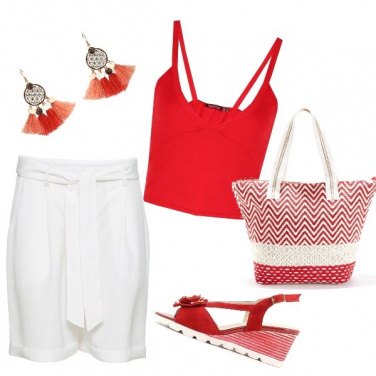 Outfit Al mare in bianco e rosso