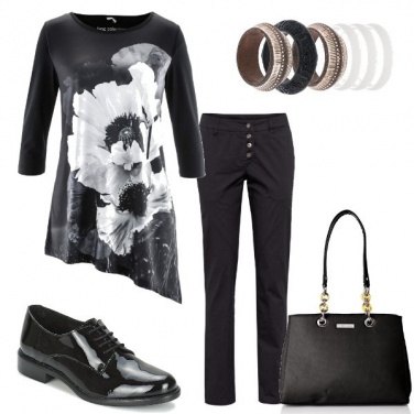 Outfit Papaveri in bianco e nero