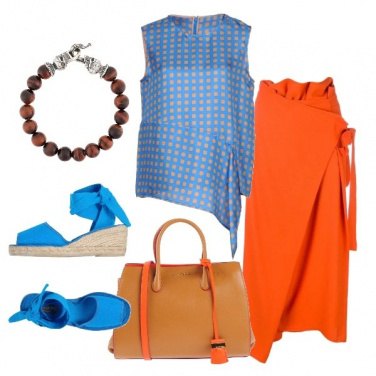 Outfit Pantalone crop e espadrillas