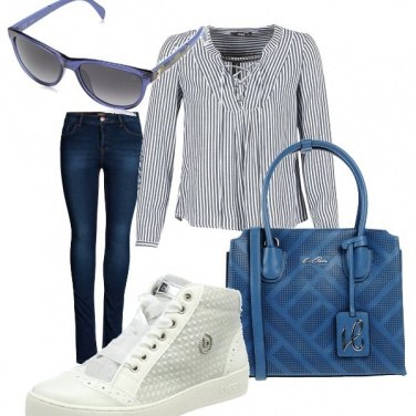 Outfit Università style