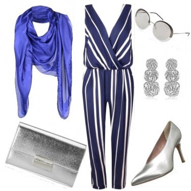 Outfit Righe blu e bianche