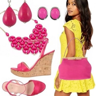 Outfit Orchidea gialla e rosa
