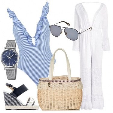 Outfit Righe blu mare
