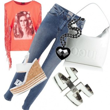 Outfit White