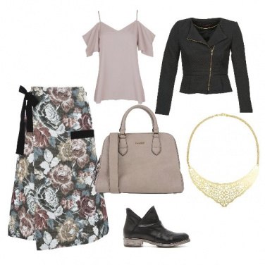 Outfit Professoressa superpiù