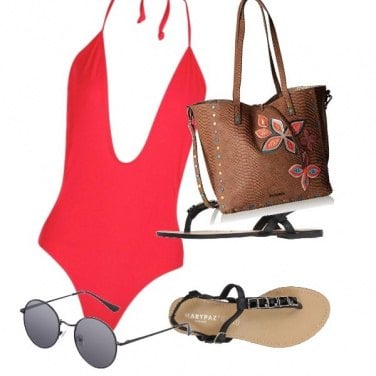 Outfit Rosso in spiaggia