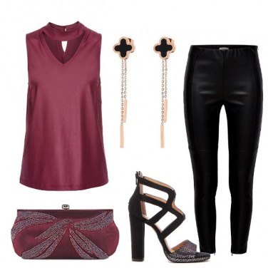 Outfit Pantaloni e tacco undici