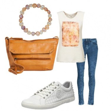 Outfit Università style