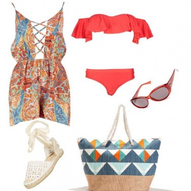 Outfit In spiaggia con colore
