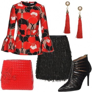 Outfit Tra frange e fiori