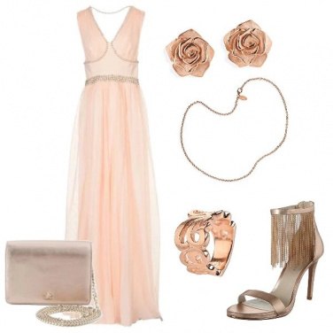 Outfit Oro rosa a Cannes