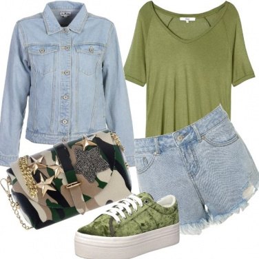 Outfit Military green