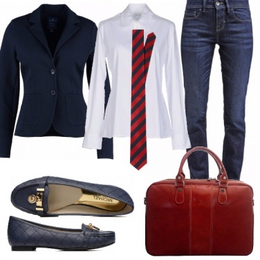 Outfit Si parte per il college!