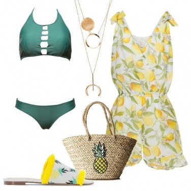 Outfit Una playsuit per il mare