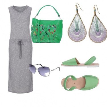 Outfit Basic con accessori colorati