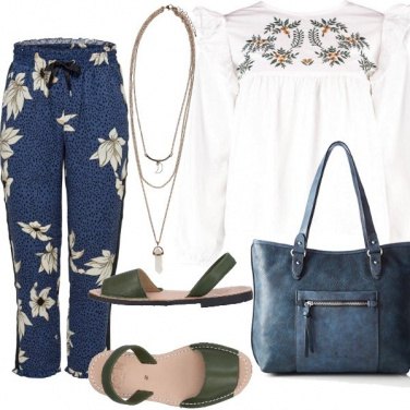 Outfit Blu e verde oliva