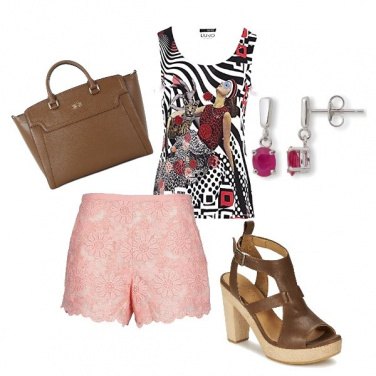 Outfit Il pantaloncino rosa