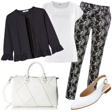 Outfit Floreale in bianco e nero