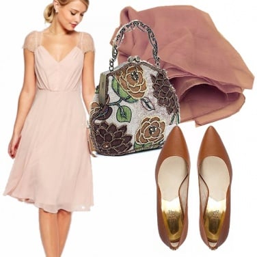 Outfit Longuette rosa in pizzo