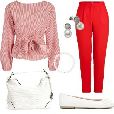Outfit Ufficio bianco e rosso