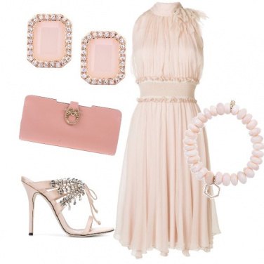 Outfit Un gioiello al piede