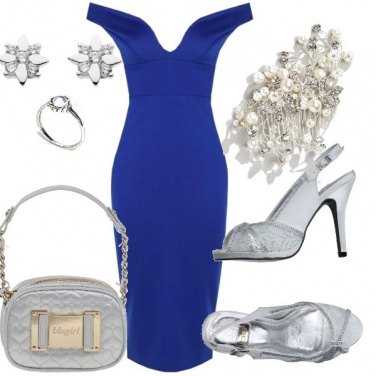 Outfit Invitata con accessori