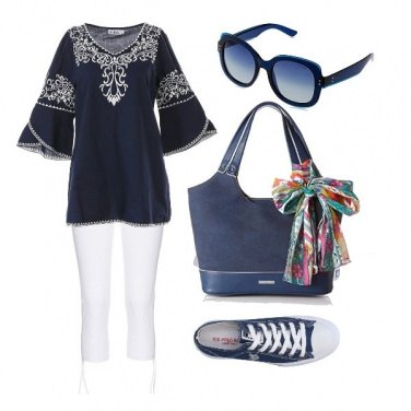 Outfit Comoda in bianco e blu