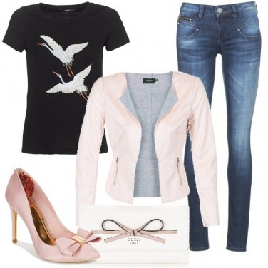 Outfit La giacca in simil cuoio