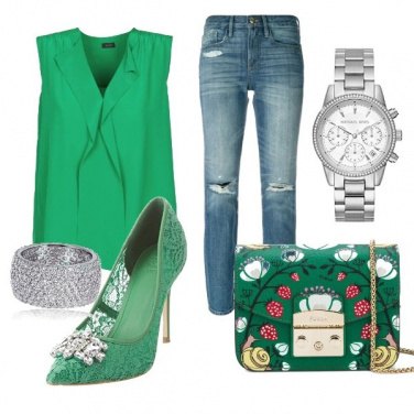 Outfit Borsa Furla e scarpa verde Must Have