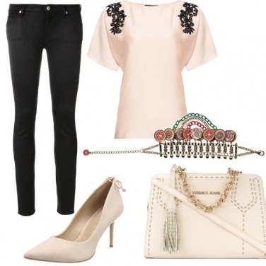Outfit La scarpa col fiocchetto