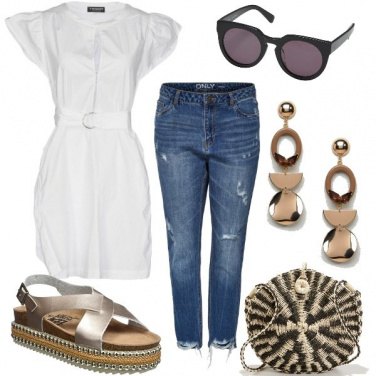 Outfit In città con la tracolla in paglia