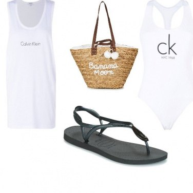 Outfit Una giornata in piscina.
