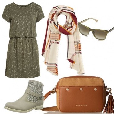 Outfit Colori caldi e freddi insieme