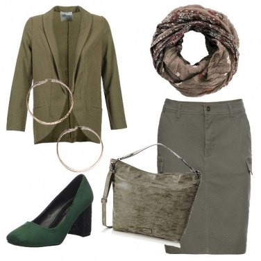 Outfit Green in ufficio
