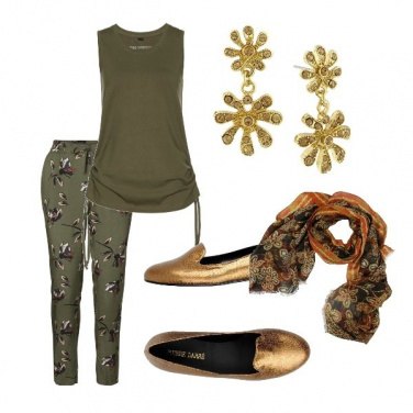 Outfit Gold and deep green