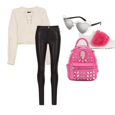 Outfit Pink details