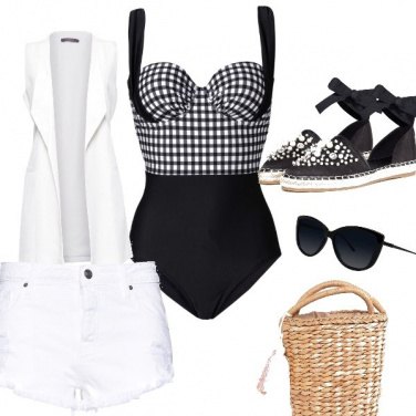 Outfit Andiamo al mare!