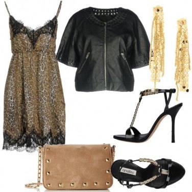 Outfit Vestitino lingerie e mood rock