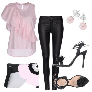 Outfit La pochette col fiore