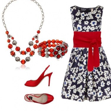 Outfit Blu, bianco e rosso