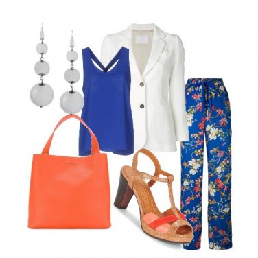 Outfit Bianco per un fisico curvy