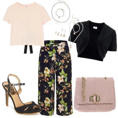 Outfit Fiocco dietro la maglia