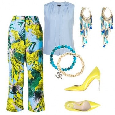 Outfit Yellow details