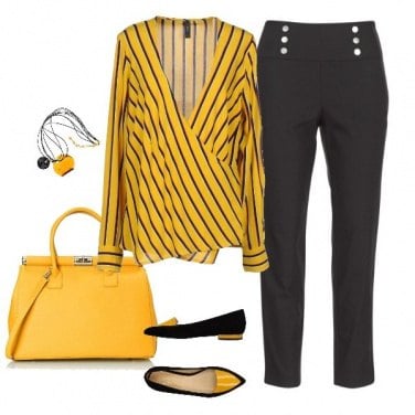 Outfit Yellow casual friday