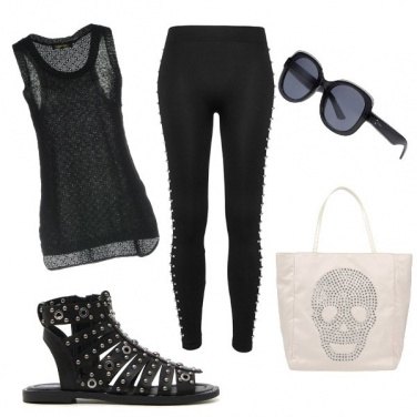 Outfit Sandali con borchie
