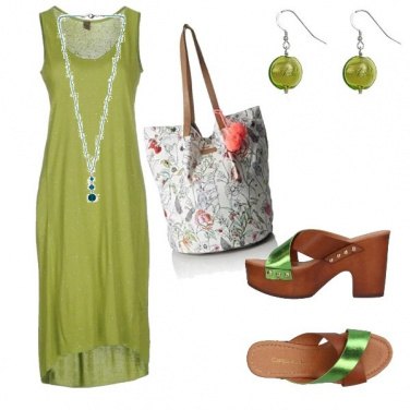 Outfit Verde in vacanza
