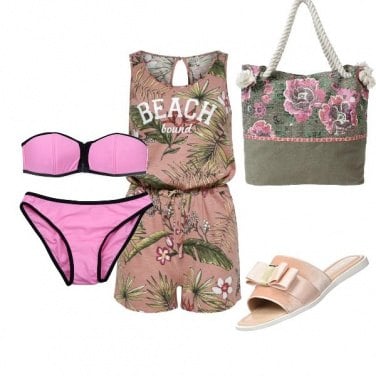 Outfit A mare...rosa con stile