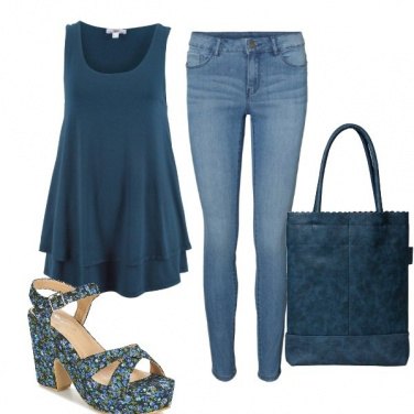 Outfit Sandalo fiorito